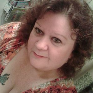 Meet your Posher, Cynthia