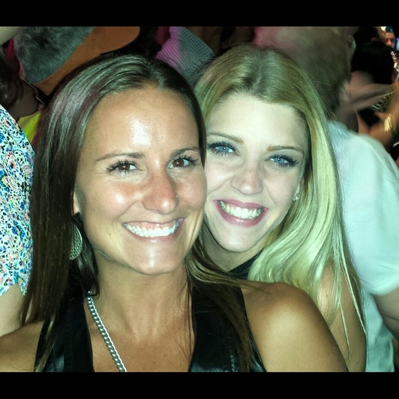 Meet your Posher, Alexa