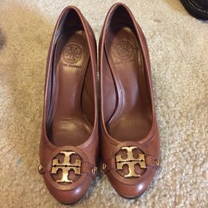 Tory Burch brown leather heels