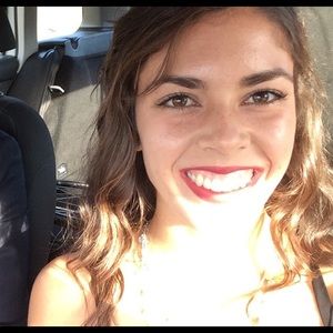 Meet your Posher, Savannah