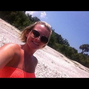 Meet your Posher, Erin