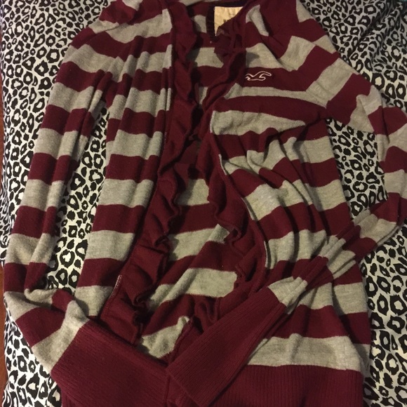 Hollister cardigan