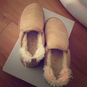 Ugg style fur lofter