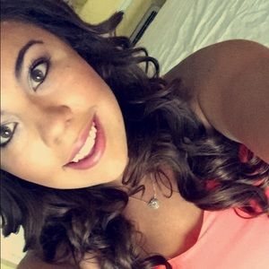 Meet your Posher, Ivy