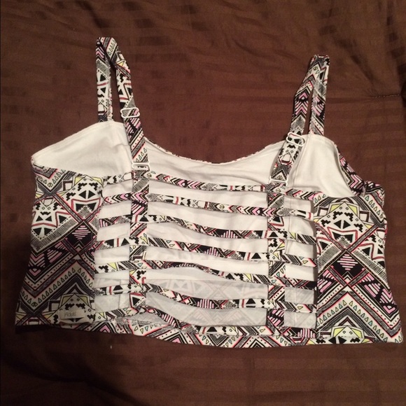PRICE DROP VS Aztec Set - Picture 3 of 4