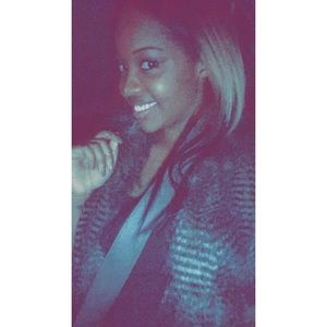 Meet your Posher, Deazah
