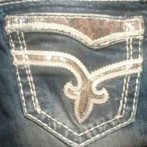 TRADE for @carolevelyn