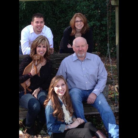 Meet your Posher, Carly - Picture 1 of 1