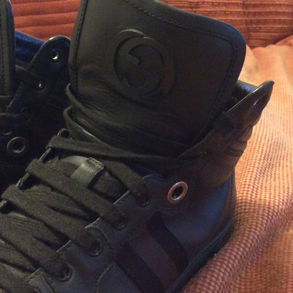 Gucci shoes size 11 good condition - Picture 2 of 3