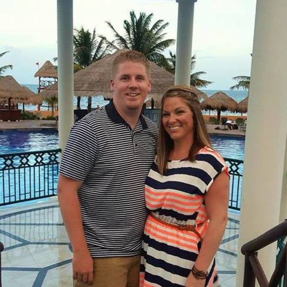 Meet your Posher, Courtney - Picture 1 of 1