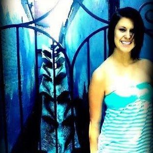 Meet your Posher, Raynie