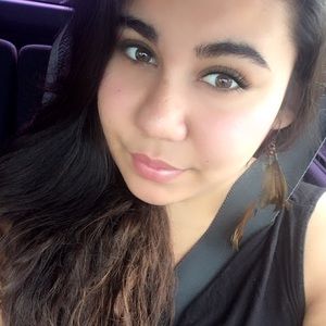 Meet your Posher, Norma