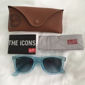 Ray-Ban// ICE POP Blueberry wayfarer
