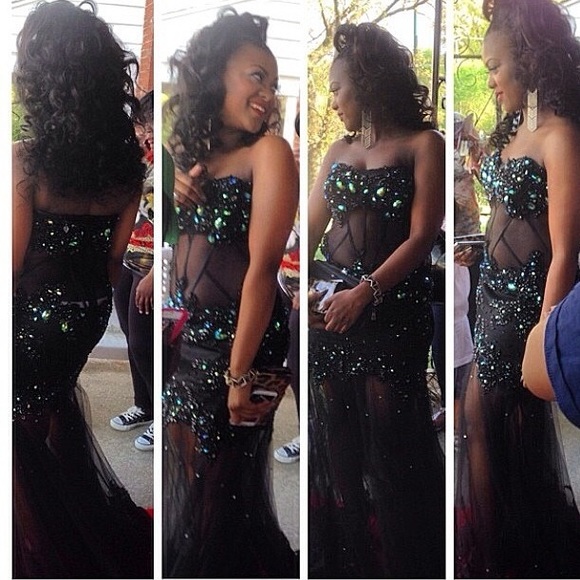 PROM DRESS - Picture 4 of 4