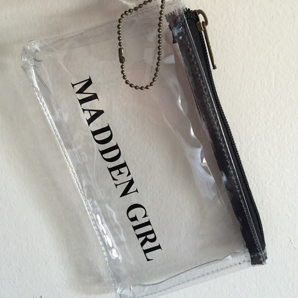 Madden Girl Pouch