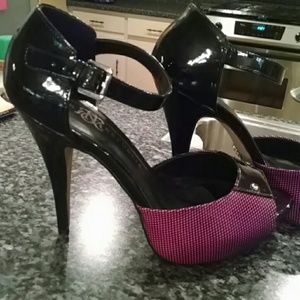 Size 9 Rock & Republic 5 inch heel,ankle strap