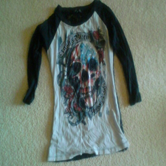 Skull long sleeve shirt