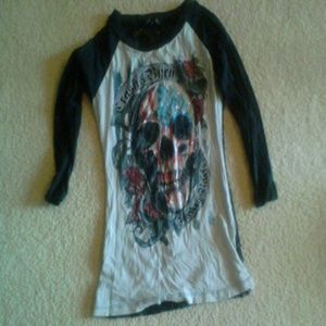 Skull long sleeve shirt