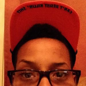 Meet your Posher, Dayna