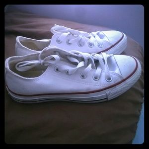 White low top converse