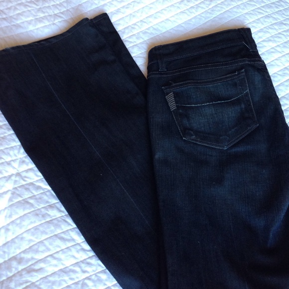 NWOT PAIGE JEANS.