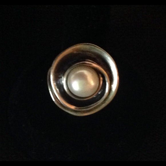 Retired Silpada ring