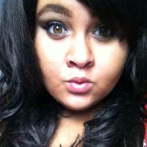 Meet your Posher, Candace