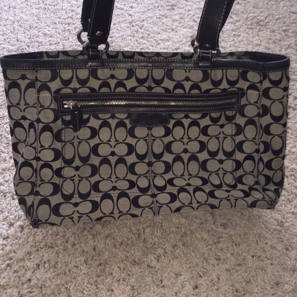 Coach Handbags - Authentic Coach purse