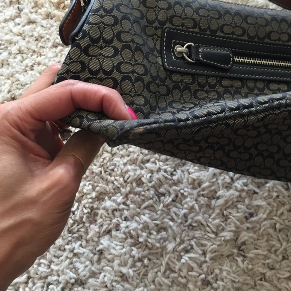 SOLD!!! Authentic Coach purse. SOLD!!! - Picture 3 of 4