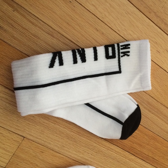 Brand new VS sport socks