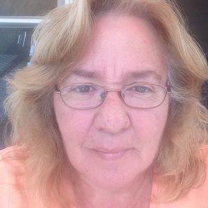 Meet your Posher, Deb