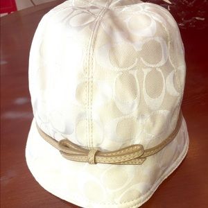 Coach hat