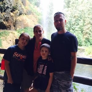 Meet your Posher, Amy