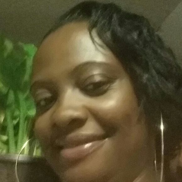 Meet your Posher, Jackie - Picture 1 of 1