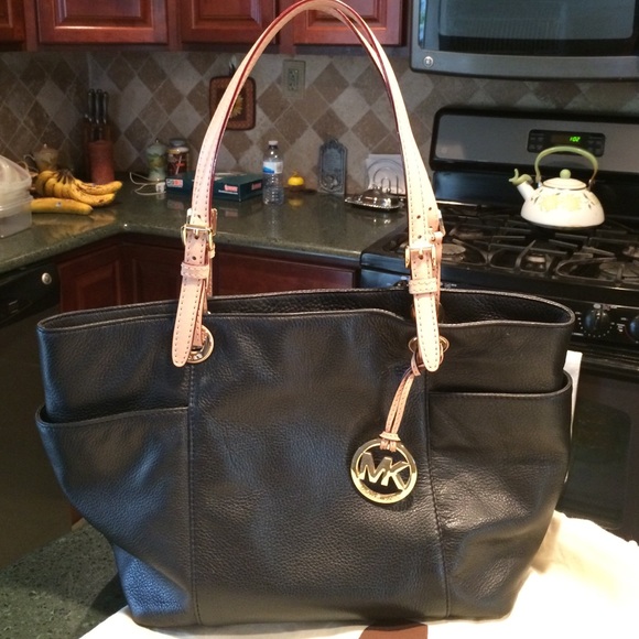 Black Michael Kors Purse