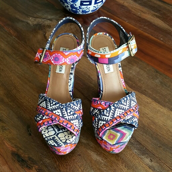 Colorful wedges
