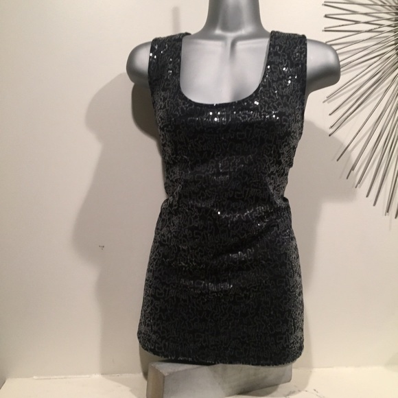 Ellen Tracy Tops - Ellen Tracy Faux Sequin Tank