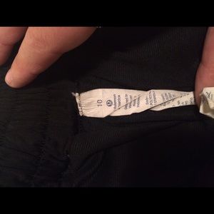 Lululemon shorts size 10