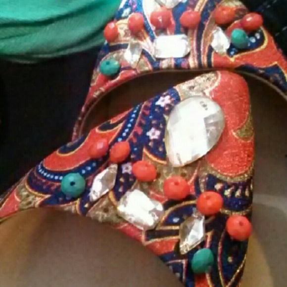 JustFab Velvetty Feel Flats - Picture 3 of 4