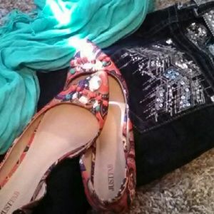 JustFab Velvetty Feel Flats