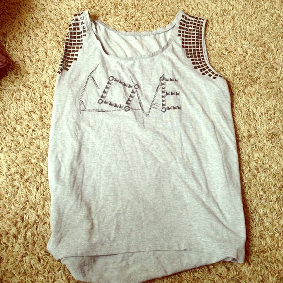 Gray shirt