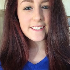 Meet your Posher, Lexi