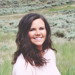 Meet your Posher, Hannah