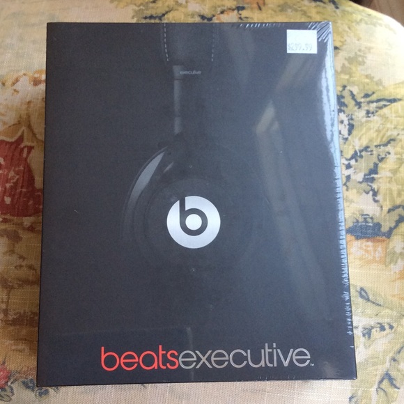BEATS EXECUTIVE HEADPHONES - Picture 1 of 3
