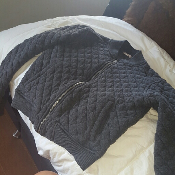 GAP QUILTED BOMBER