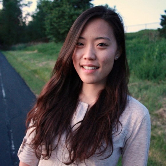 Meet your Posher, Lily - Picture 1 of 1