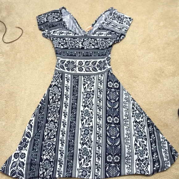 Navy blue floral dress❤️