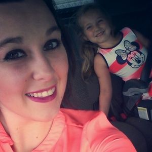 Meet your Posher, Melissa