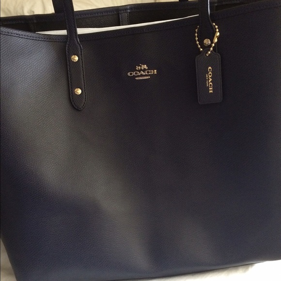 Coach city tote