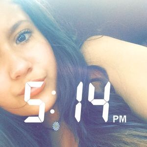 Meet your Posher, Alejandra